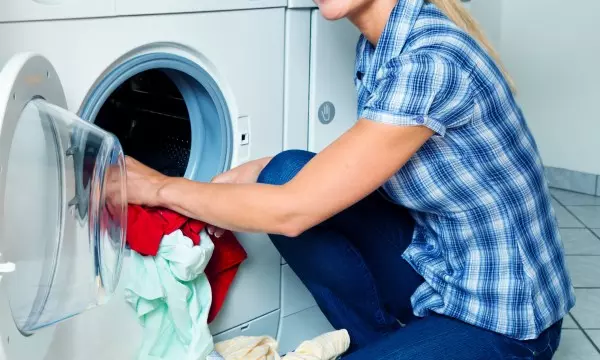 Laundry Tips From ‘The Clothing Doctor’