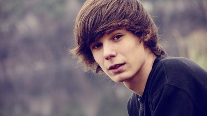 handsome-boy-hairstyles-1000x600