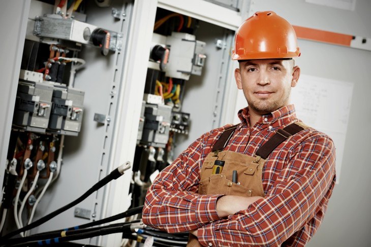 Related Occupations Of An Electrician